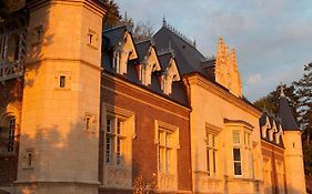 Manoir De Retival